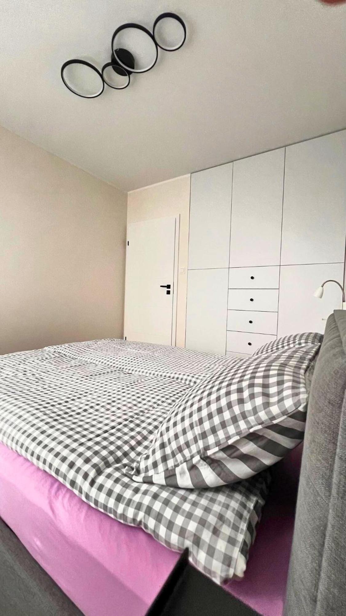 Apartament Purple Poznan Ngoại thất bức ảnh